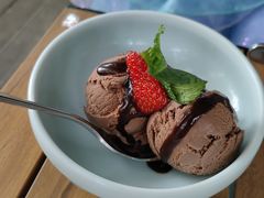 巧克力冰淇淋-莫多多餐厅