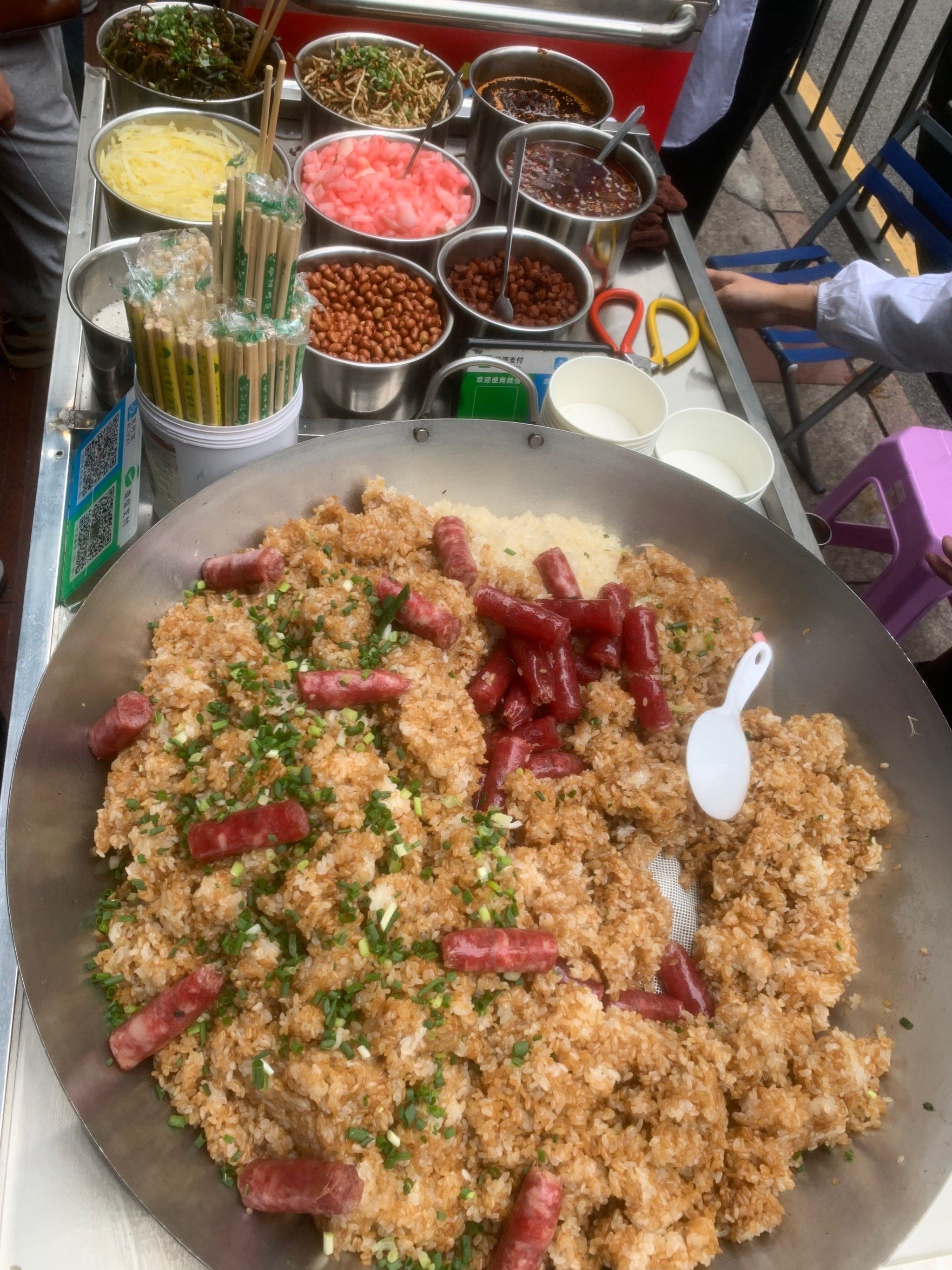 来贵阳必吃的糯米饭