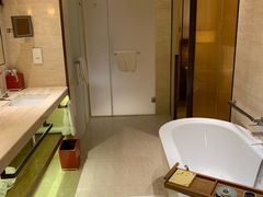 -上海衡山路十二号华邑酒店