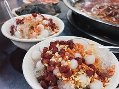 冰汤圆-储奇门鳝鱼火锅(总店)