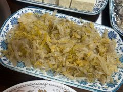 特色酸菜-老铜锅涮羊肉(大连海滨住宅小区店)
