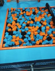 -蹦贝运动中心·蹦床·攀岩·闯关(龙岗店)