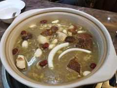 大排野菌汤底-野菌园·野生菌火锅首创第一家(关兴路总店)
