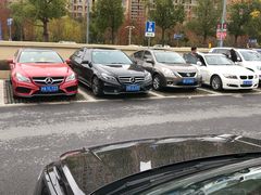 -大融城-停车场