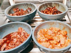 -金滏山烤肉·海鲜·火锅自助餐厅(襄阳万达店)