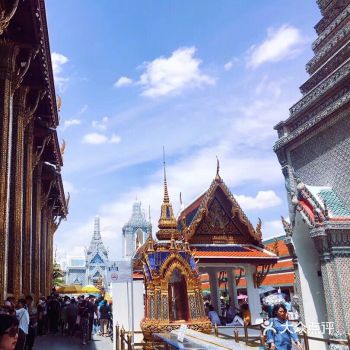 玉佛寺和大王宫是来曼谷旅游的必打卡景点 是泰国王室居
