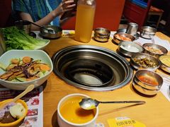 -老炉家木炭烤肉(长江国际店)