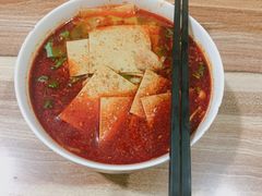 -老字号杨坡红油米线腊汁肉夹馍(东四道巷店)