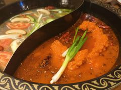 -小志家.鲜牦牛肉牛杂火锅野生菌汤锅