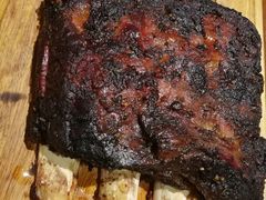 慢烤牛肋骨-BARBECUE烤肉屋