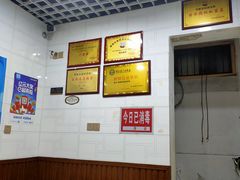 -覃肥叔桂林米粉(粮道街店)