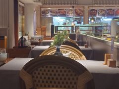 景观位-晓粤·惹味粤菜(凯德乐峰广场店)