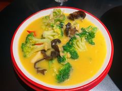 -麻六记(凤凰汇店)