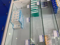 -上海大学附属上海和平眼科医院