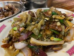 酸菜炒牛肉-如意坊美食(华兴一街店)