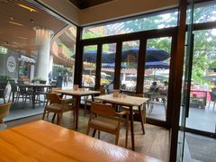 -新元素餐厅(瑞虹天地月亮湾店)