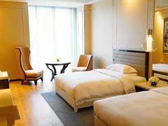 -陆地游轮西山温泉号
