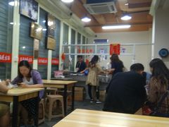 大堂-没牙伯花生汤店(老药洲店)