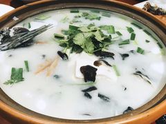 -姜君·千岛湖鱼头馆(浦东大道店)