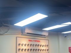 -明姨仔潮汕美食·碳炉猪脚·汕尾牛腩饭·起片鸡煲(起义路店)