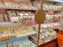 -沪上阿姨·臻选茶饮(上海环球港店)