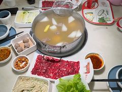 -左庭右院鲜牛肉火锅(浦江欢乐颂店)