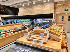 面包甜点陈列柜-七鲜超市(瑞虹天地太阳宫店)