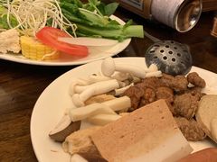 -香园自助小火锅