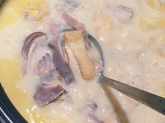-粤小煲鲜汤猪肚鸡(丹尼斯二天地店)