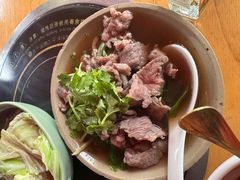 -大众跷脚牛肉馆·非遗传承单位(峨眉山店)