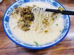 -雪琴面馆富安特色鱼汤面(城中花园店)