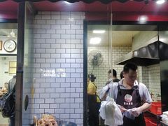 门面-覃肥叔桂林米粉(粮道街店)