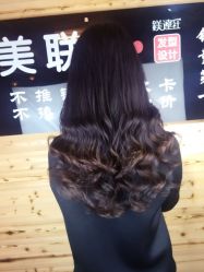 -镁连社·美联社
