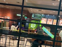 -星巴克(上海虹桥新天地二店)