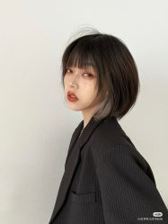 -时尚殿堂明星门店