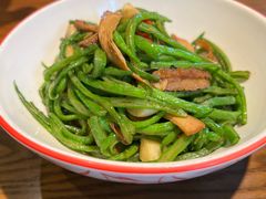 -黄泥岗·地道湖北菜(奥特莱斯店)