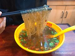 重庆酸辣粉-小杨生煎(黄河路店)