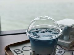 -抱抱地球咖啡馆(国家海洋博物馆店)