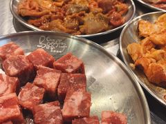 -马路牙子烧烤音乐酒馆(望京店)