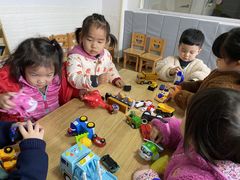 -MuaKids Garden