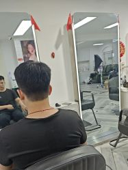 -米娜护肤造型