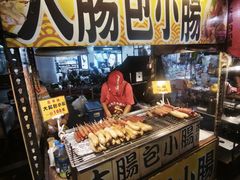 -六合夜市