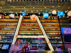景观位-Famous肥猫墨西哥音乐餐吧(五棵松华熙LIVE店)