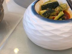 -东豪园林海鲜酒家(南港路辅路店)