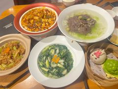 -乐忻皇朝(上海中心大厦店)