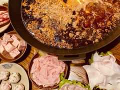 -周幺妹重庆老火锅(银泰城总店)
