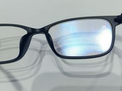 -罗伯特眼镜·蔡司官方授权(罗湖国贸店)