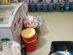 -一只酸奶牛(百联南岸上海城店)