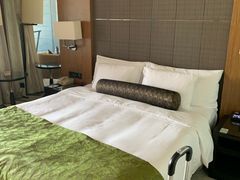 -上海滴水湖皇冠假日酒店