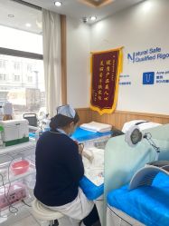 -靓芙泉专研痘痘肌